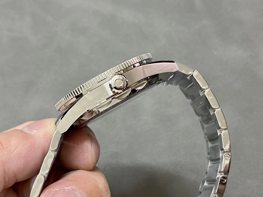 Functional CBD Factory Omega Seamaster 300 Heritage 41mm Black Sandwich Dial Stainless Steel Bracelet (234.30.41.21.01.001) 1:1 Super Clone – DD8912 Movement 248